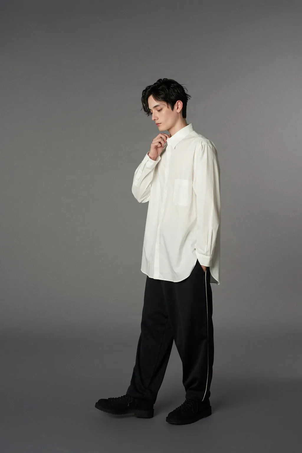 Polyester Smooth Piping Wide Pants