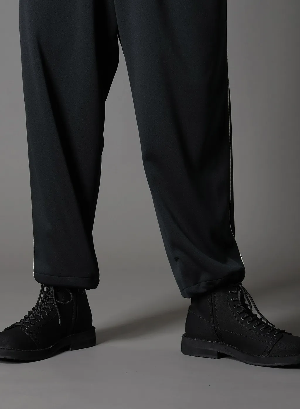 Polyester Smooth Piping Wide Pants