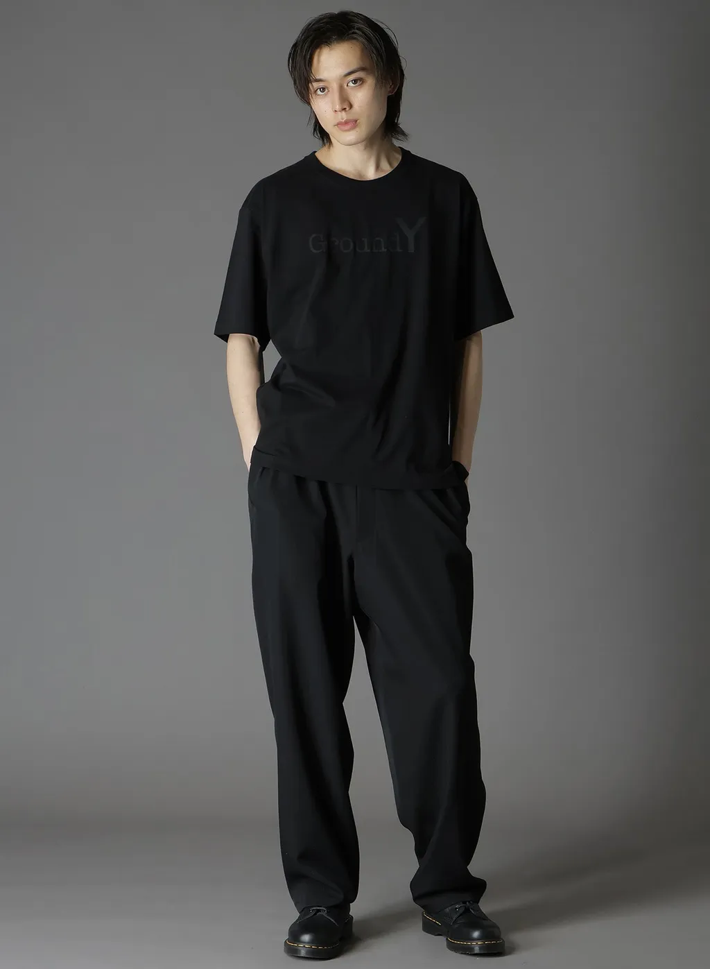 Black Ground Y Logo Graphic Print Standard T-Shirt