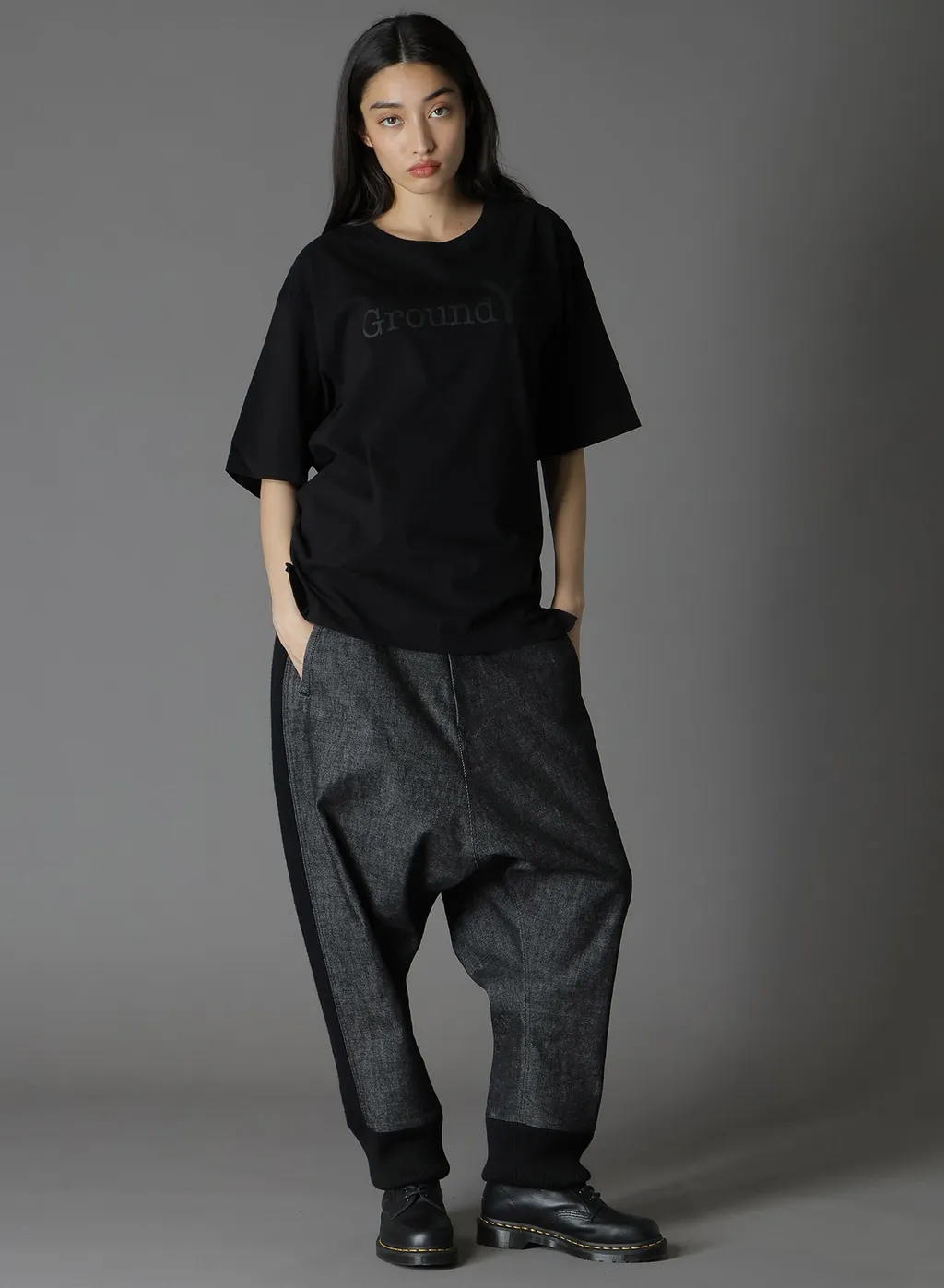 Black Ground Y Logo Graphic Print Standard T-Shirt