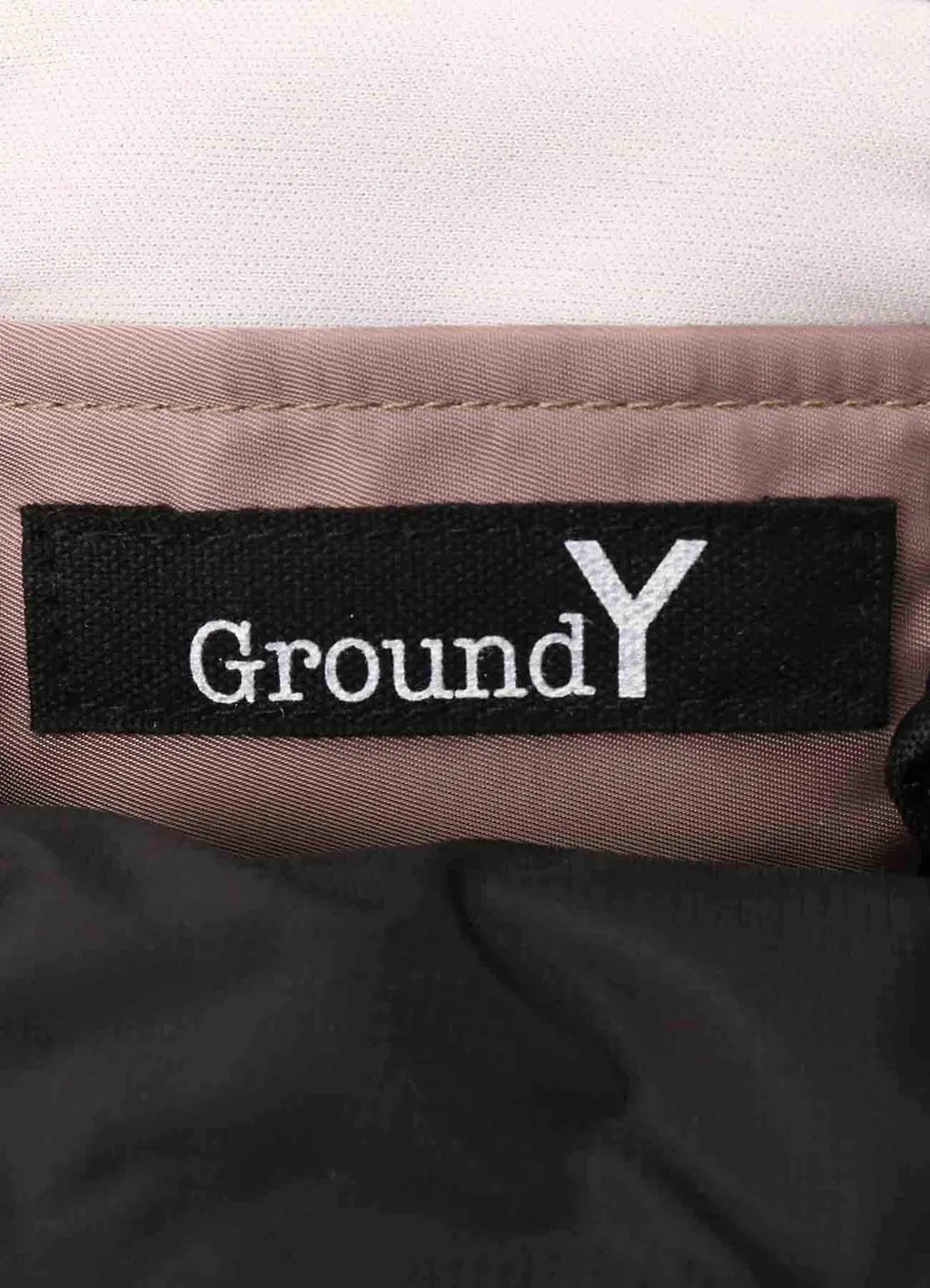 Shoulder Bag With Clasp Closure