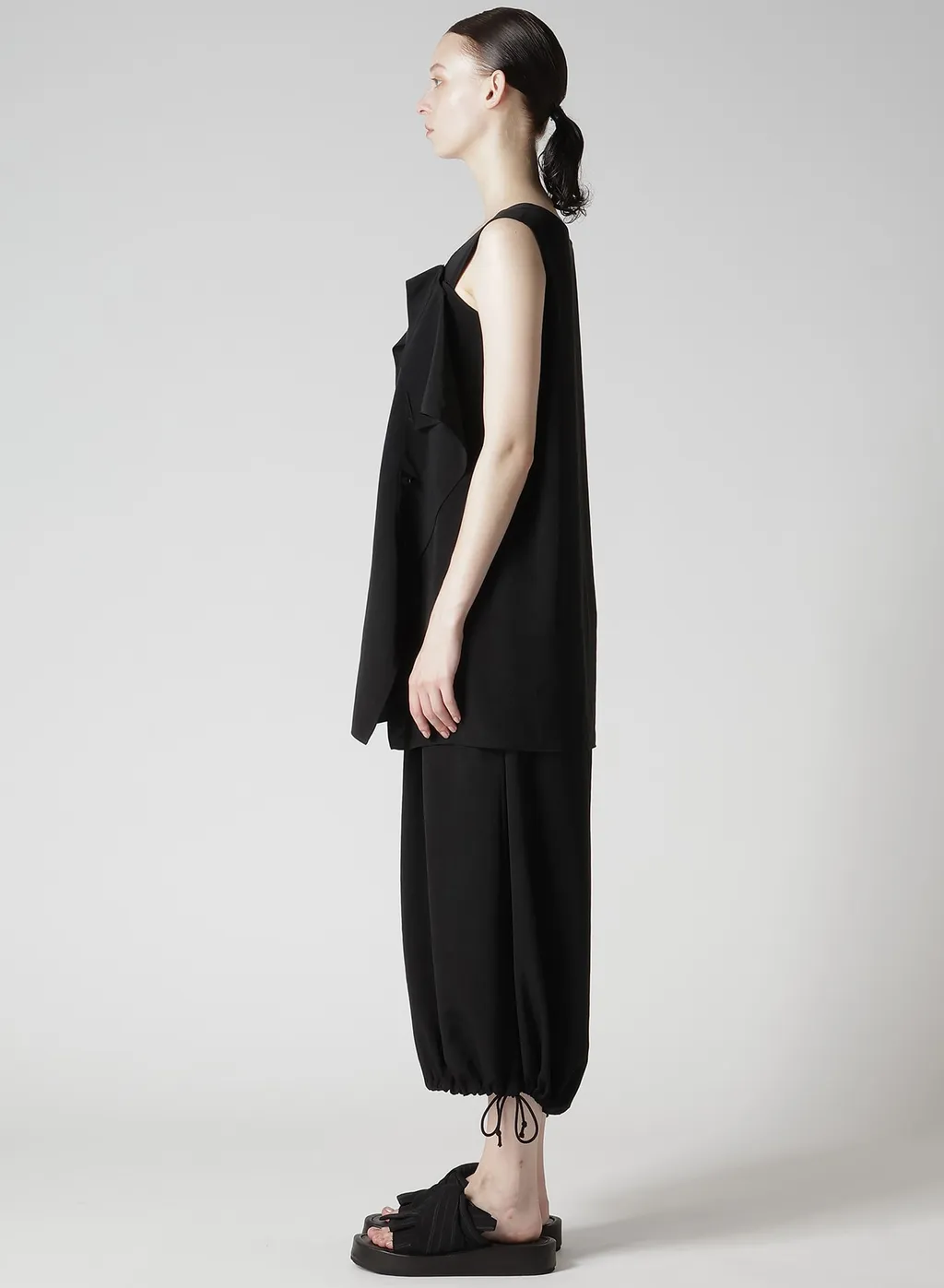 Ta/Pe Crepe De Chine Flare Sleeveless Blouse