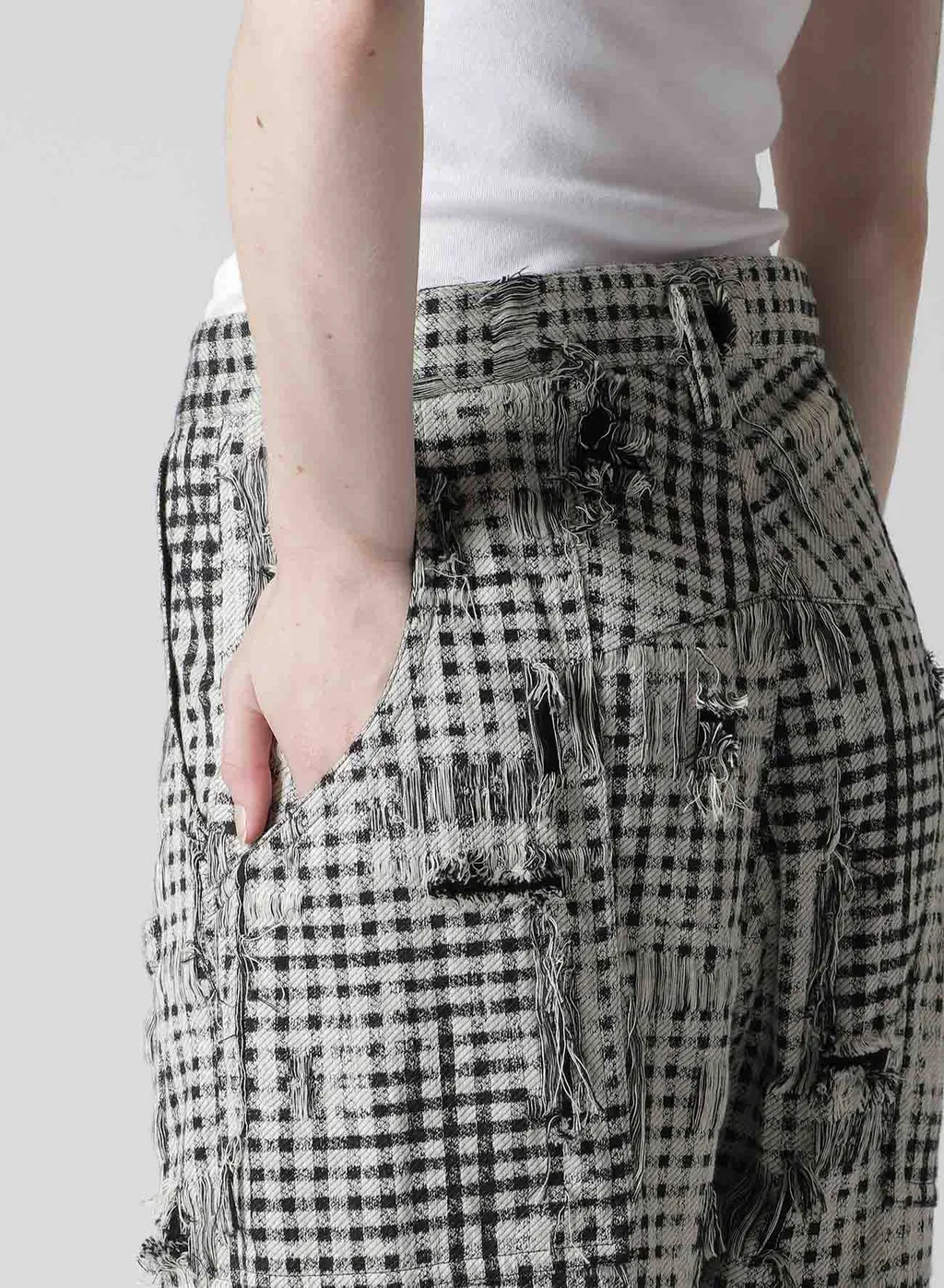 Damaged Gingham Jacquard Pants
