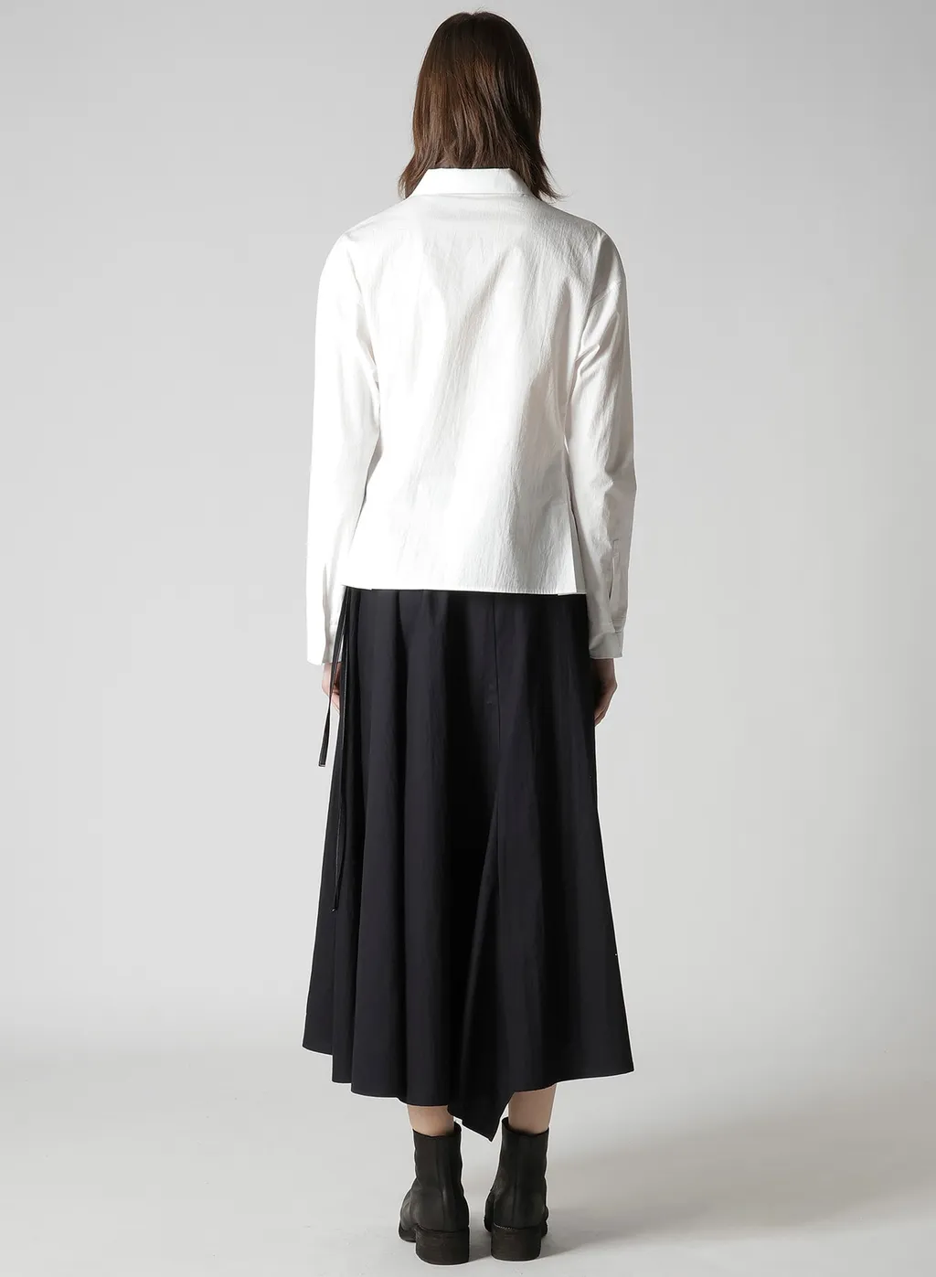 Cotton Broad Paneled Short Blouse