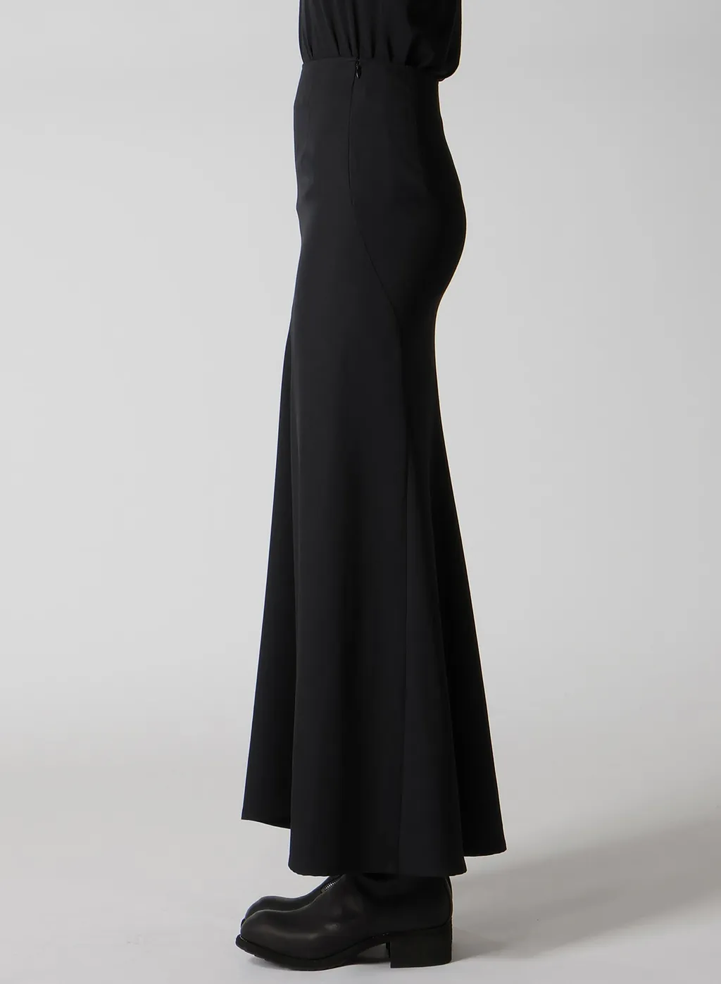 Wool Gabardine Diagonal Cutting Long Skirt
