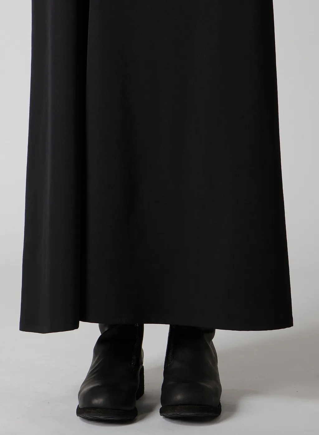 Wool Gabardine Diagonal Cutting Long Skirt