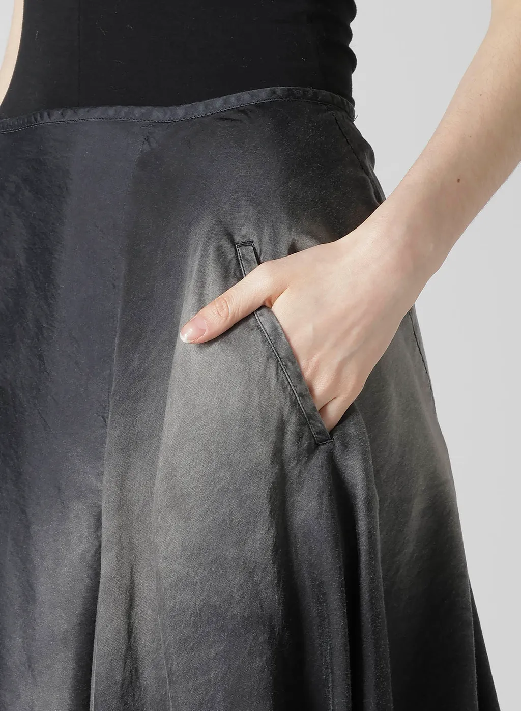 Cu/C Bleached Satin Asymmetric Skirt