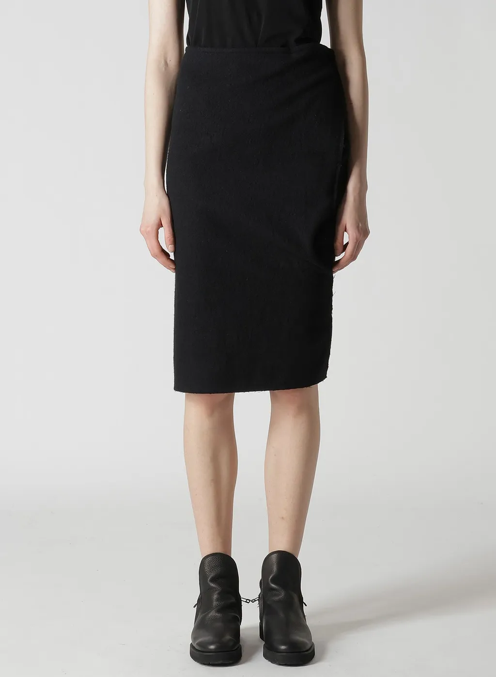 Shrinked Wool Serge Twisted Skirt