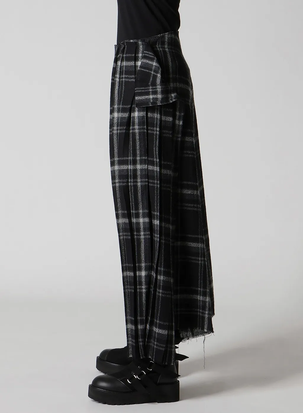 Plaid Pattern Pleats Pants