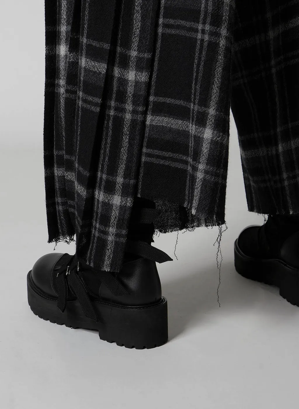Plaid Pattern Pleats Pants