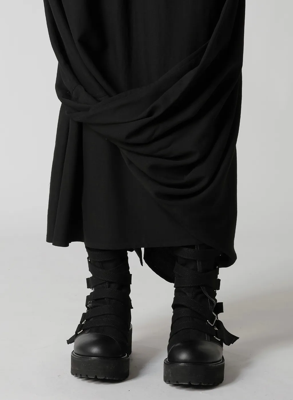 Milled Gabardine Twist Skirt