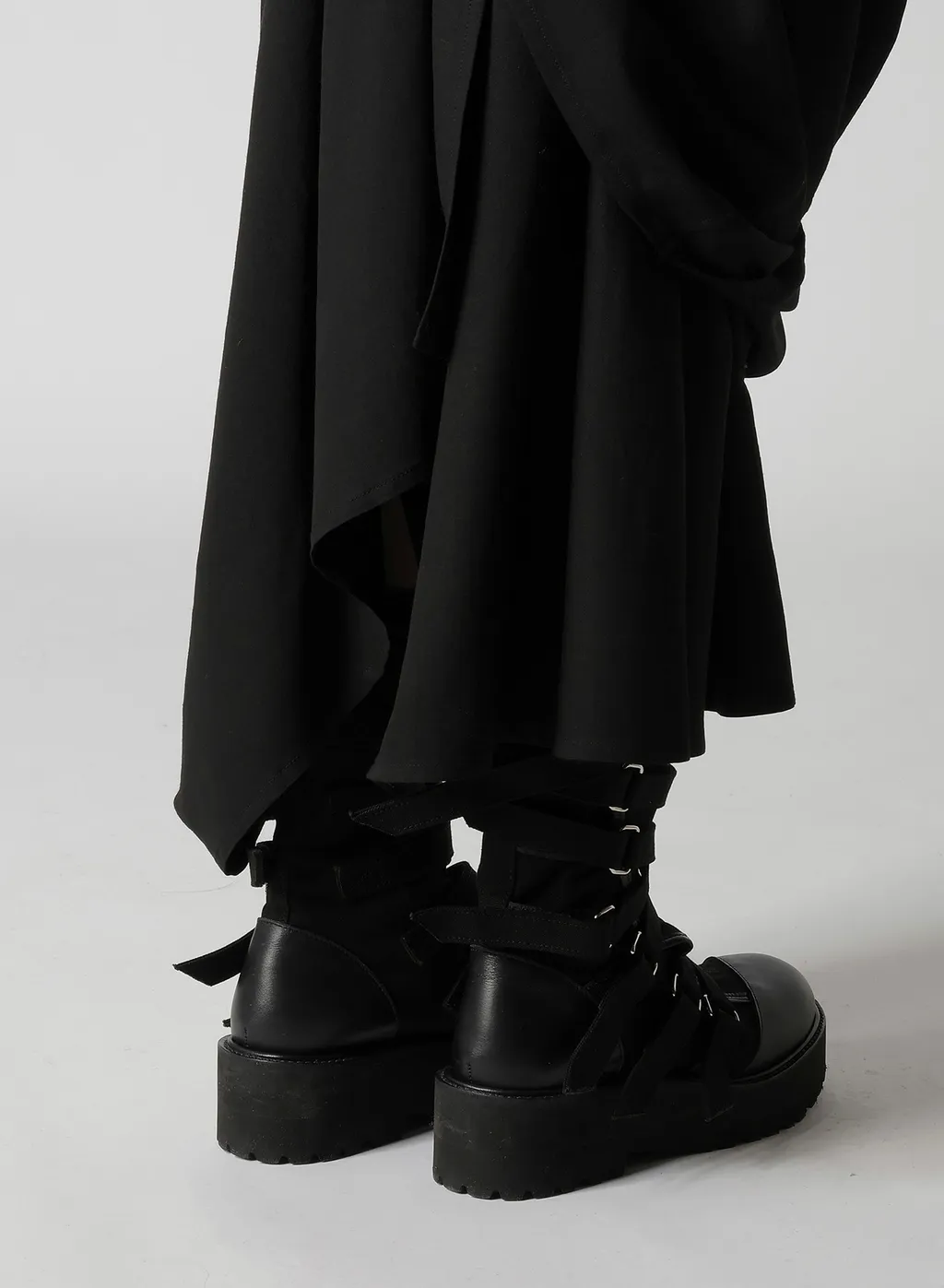 Milled Gabardine Twist Skirt
