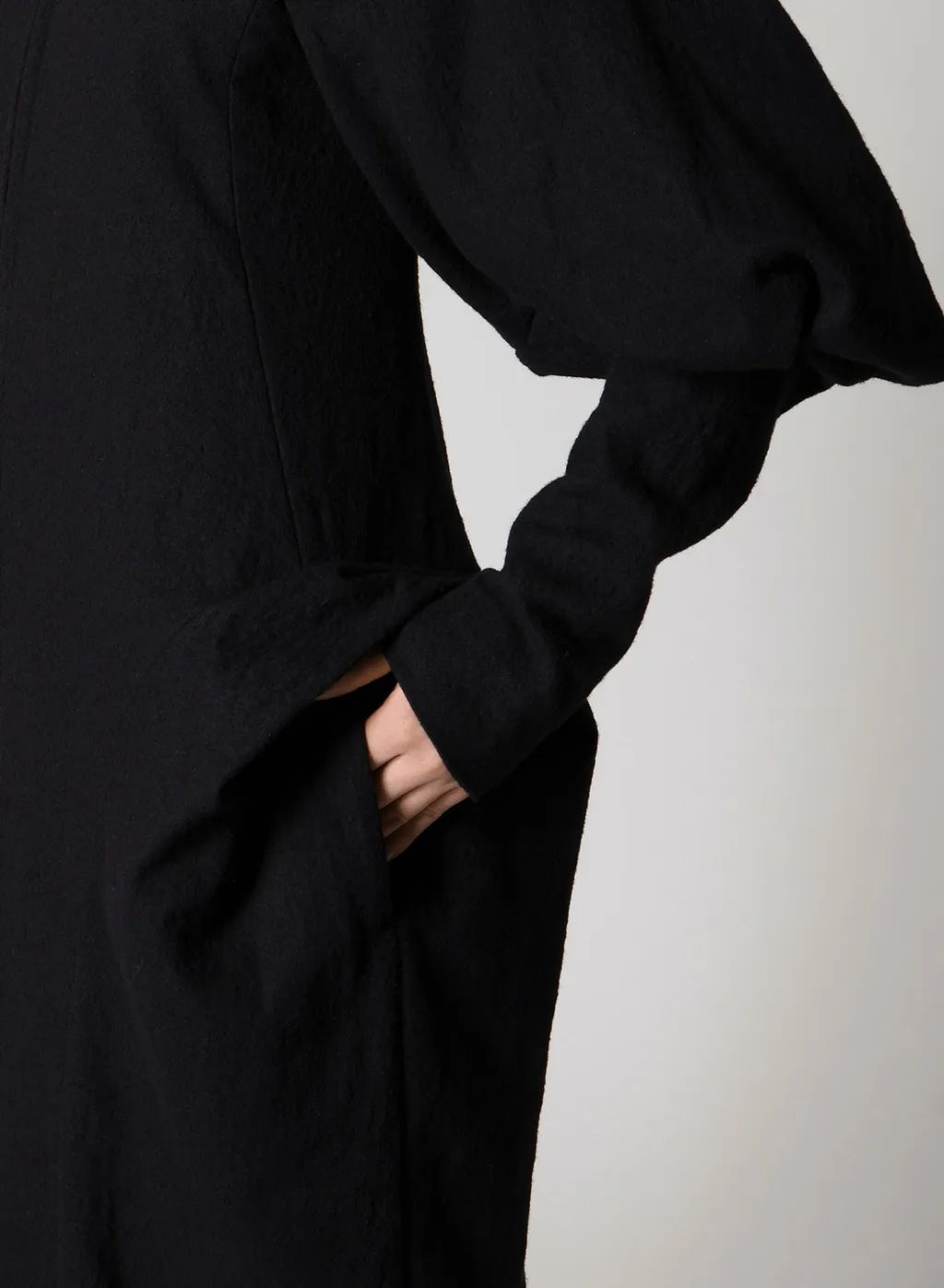 Shrinked Serge Balloon Sleeve Coat