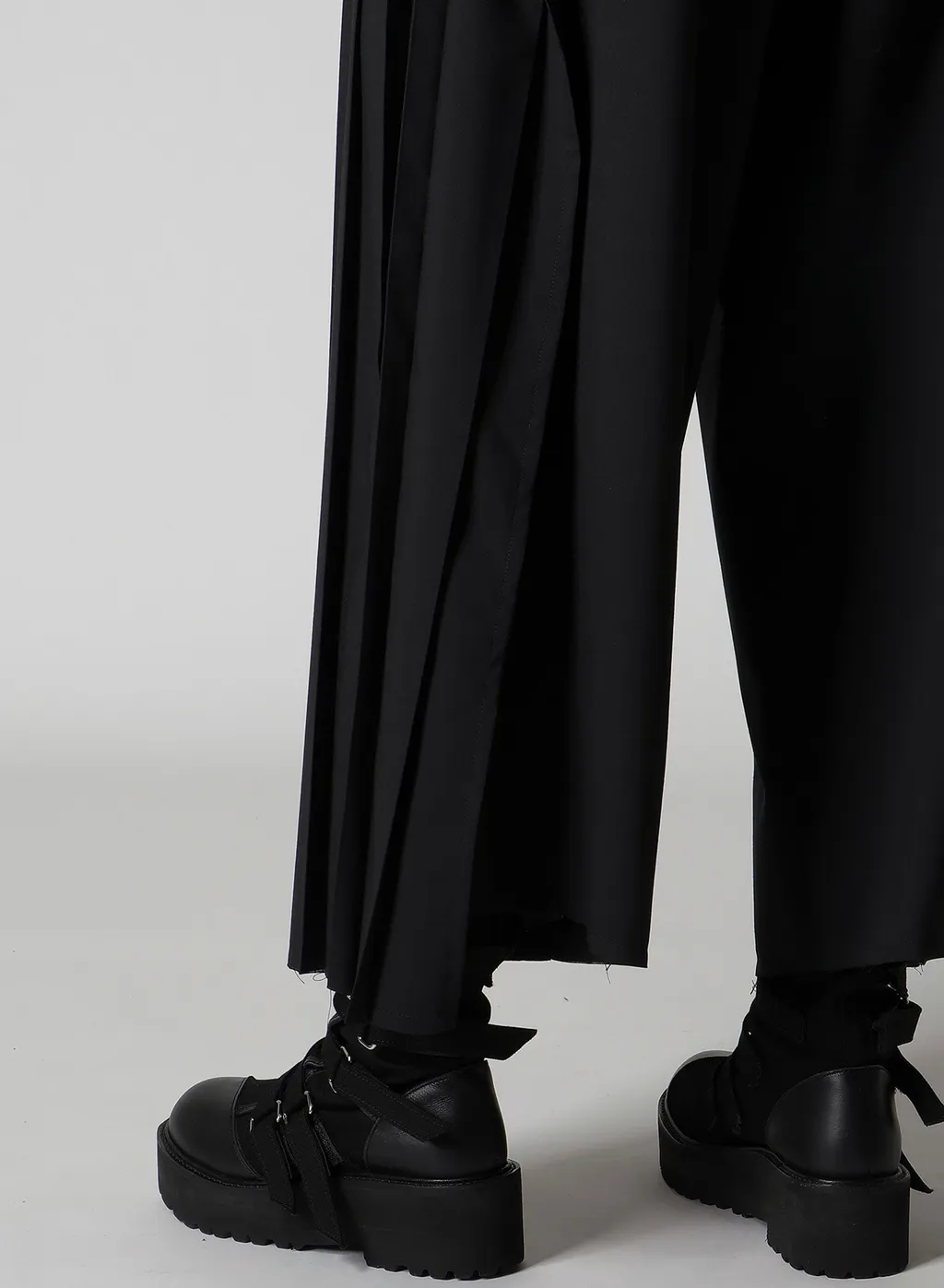 Tropical Pleats Pants