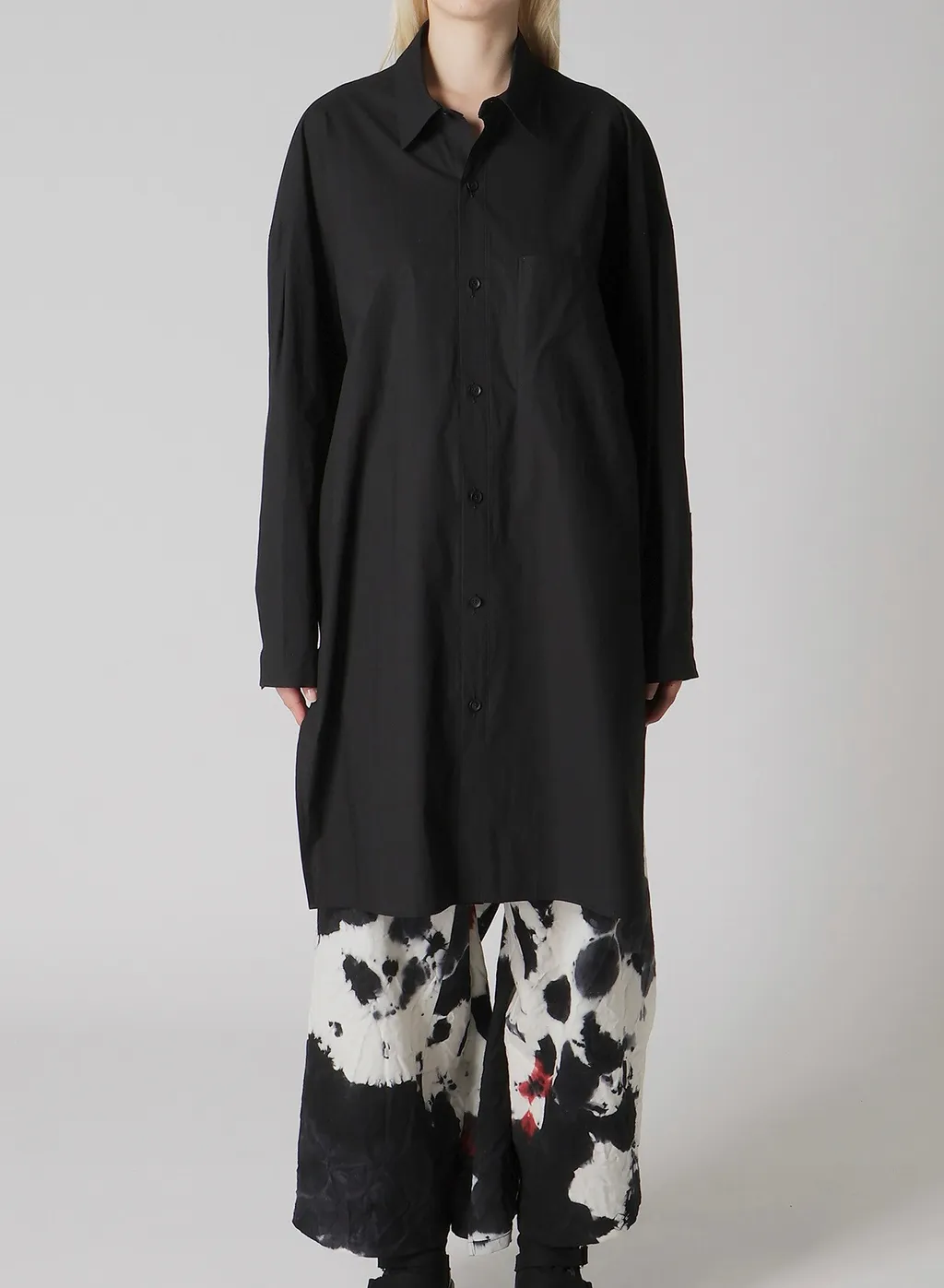 Typewriter Shoulder Top Tuck Shirt