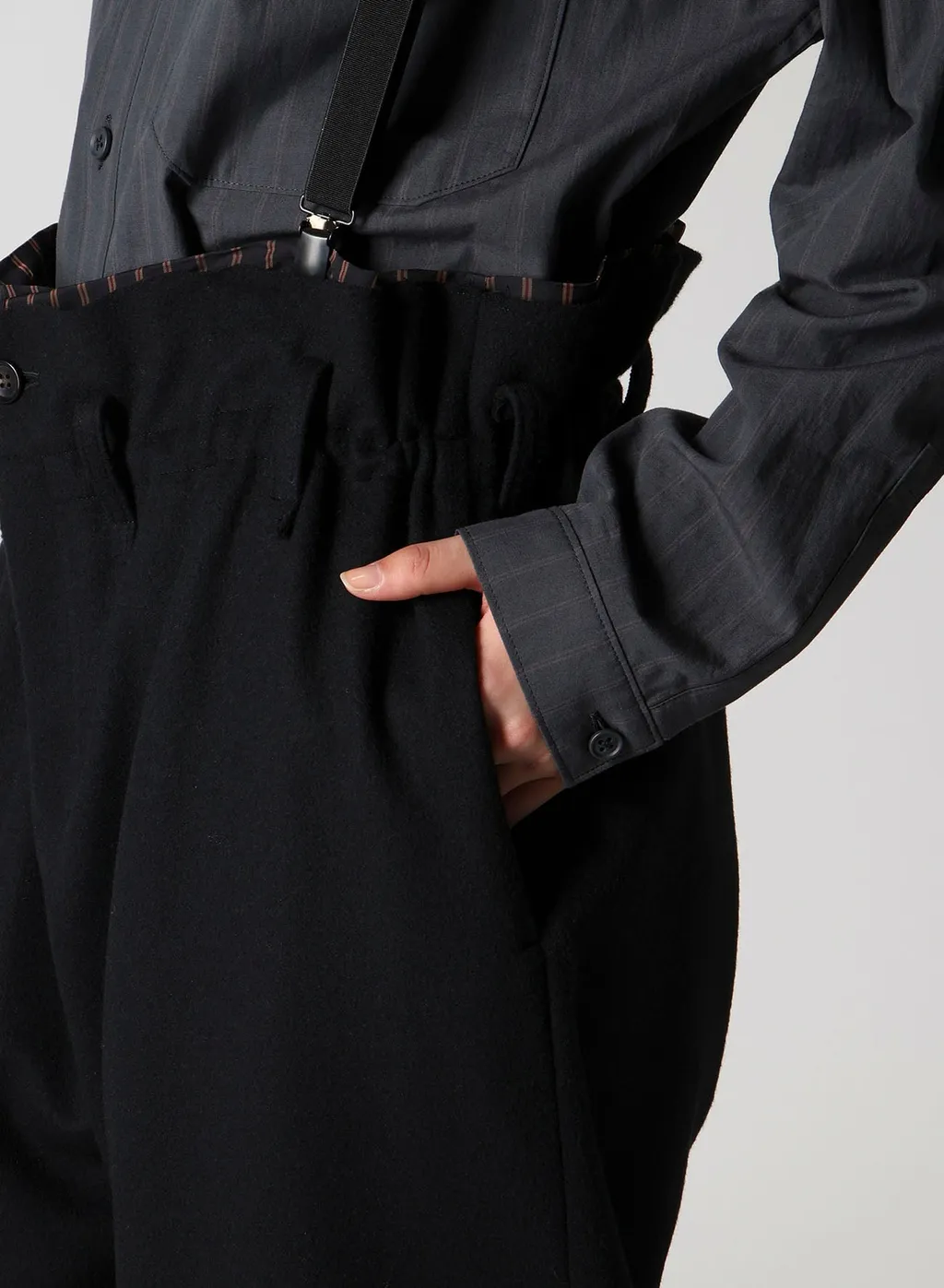 Light Mosser Suspender Pants