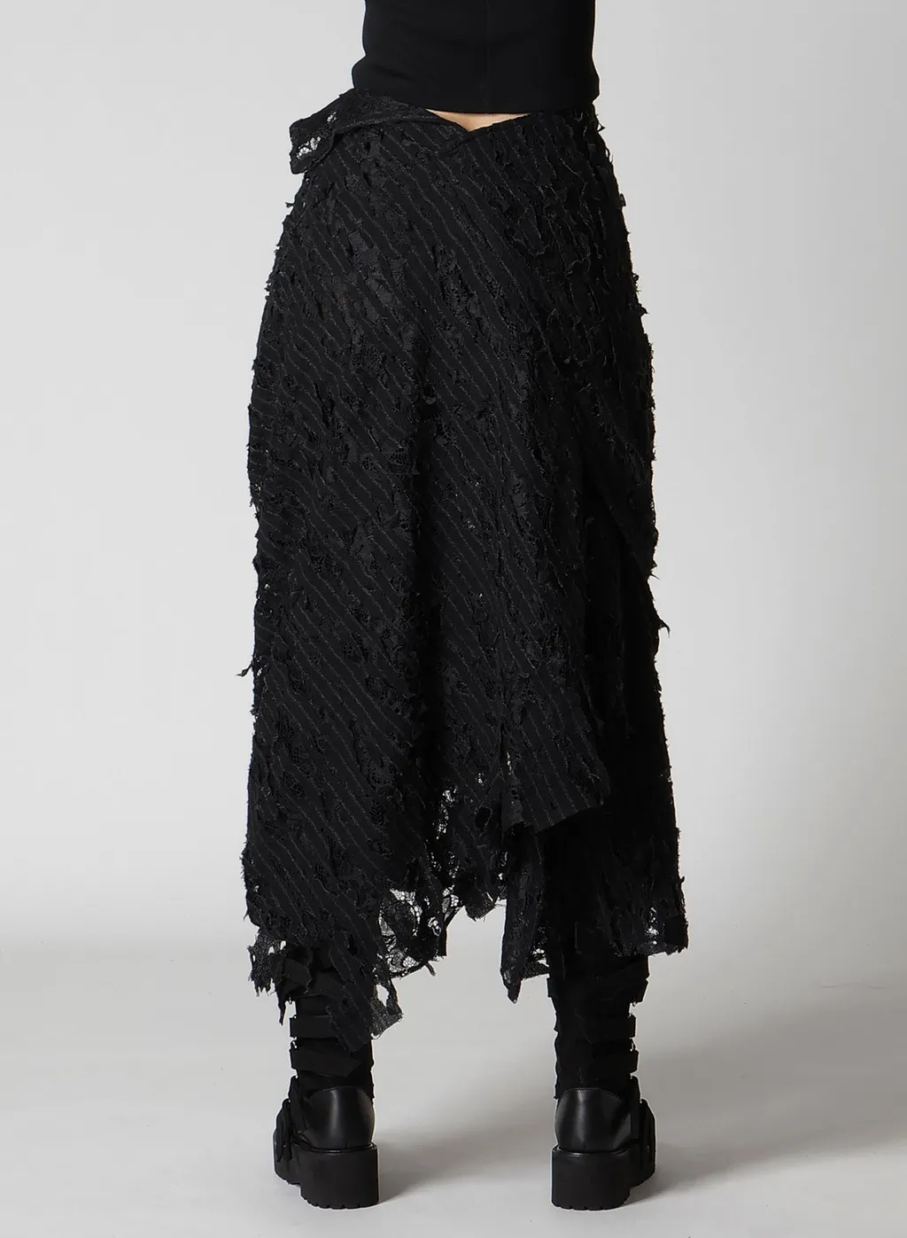 Dameged Stripe Twist Skirt