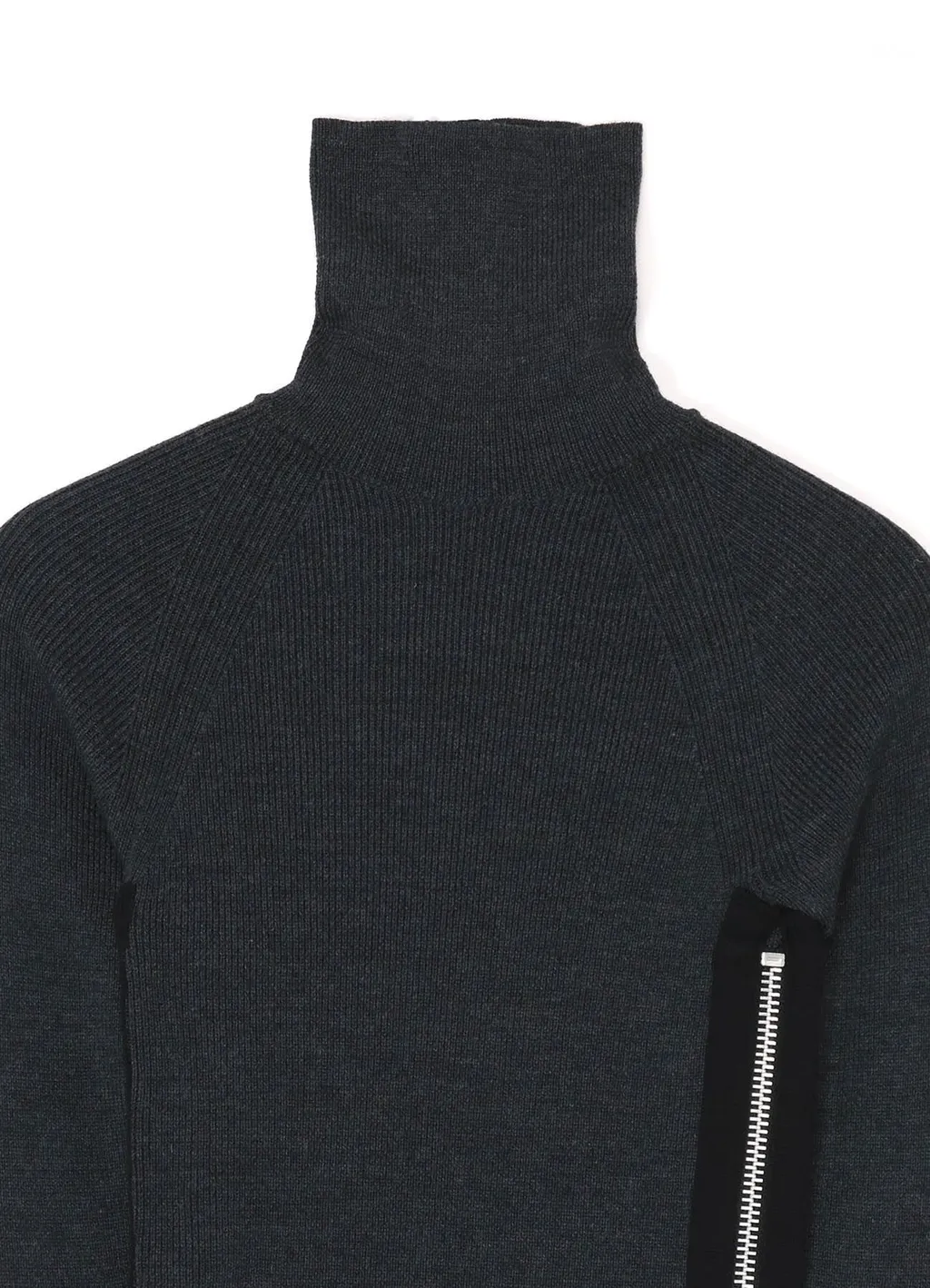 Soft Wool Turtleneck Pullover With Fastener