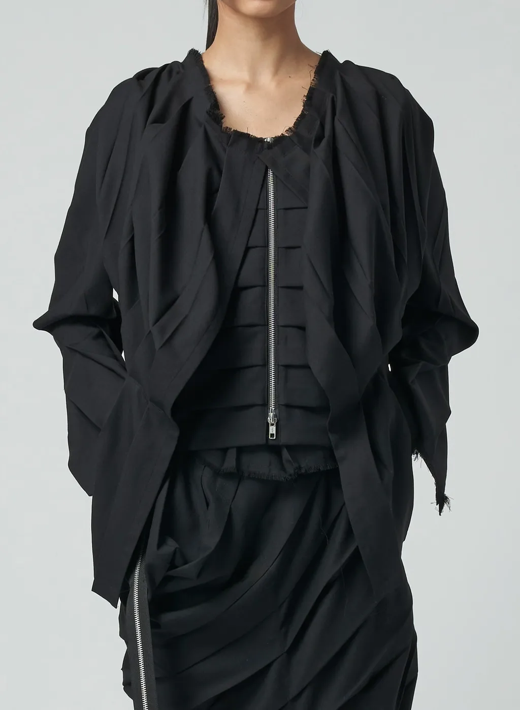 Wool/Polyester Serge Pleated Jacket