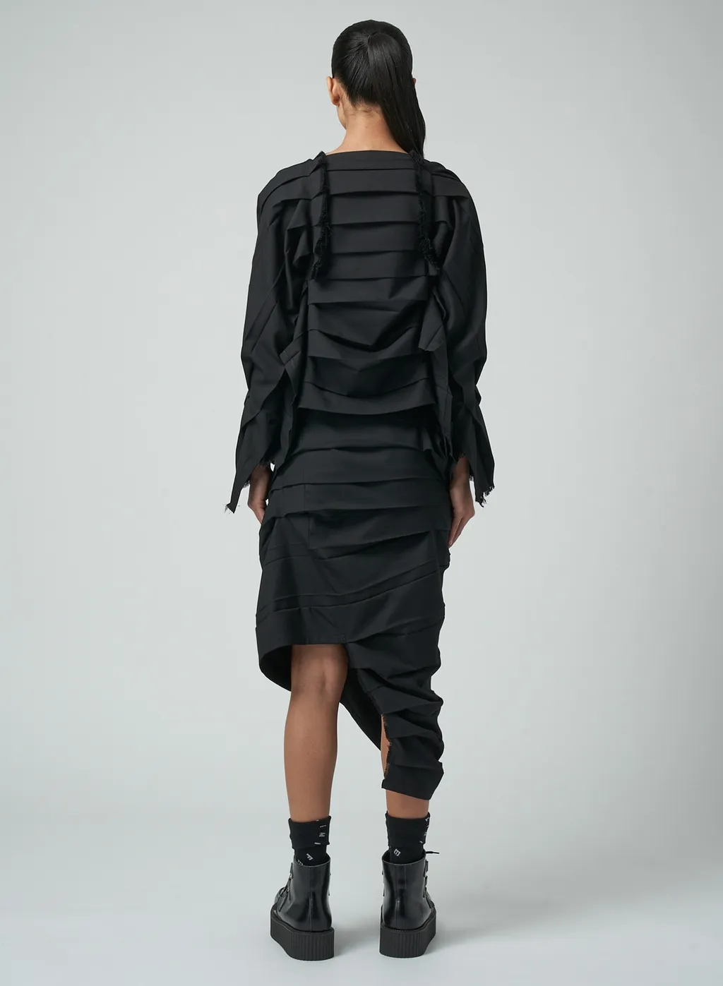 Wool/Polyester Serge Pleated Jacket