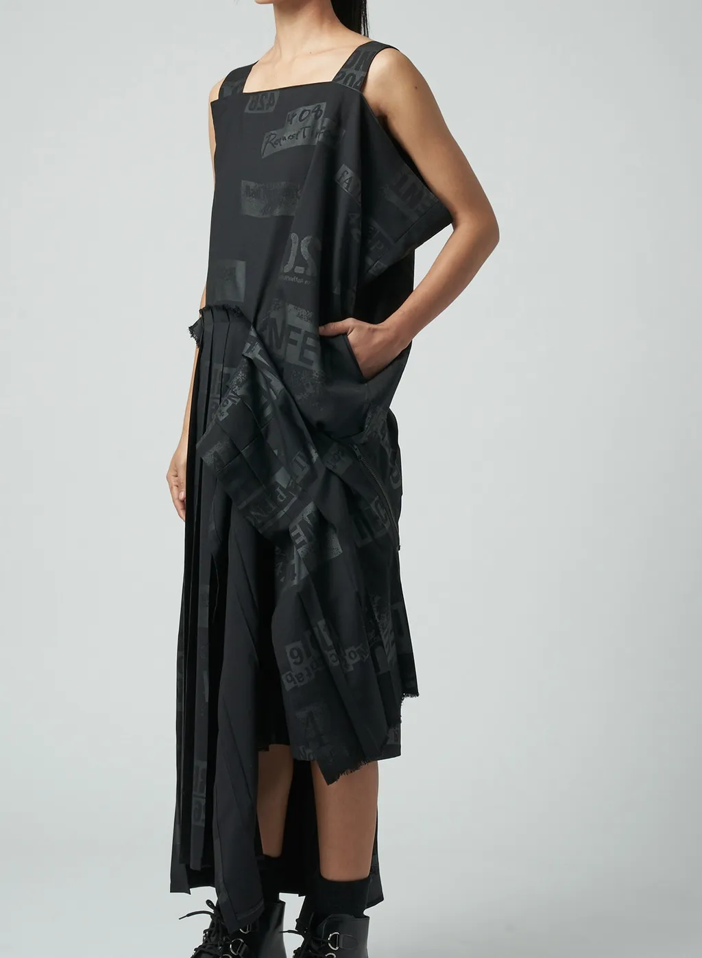Printed Serge Dress With Pleated Skirt