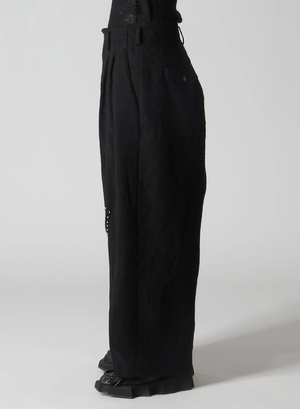 Skein Needle 2 Tucks Pants