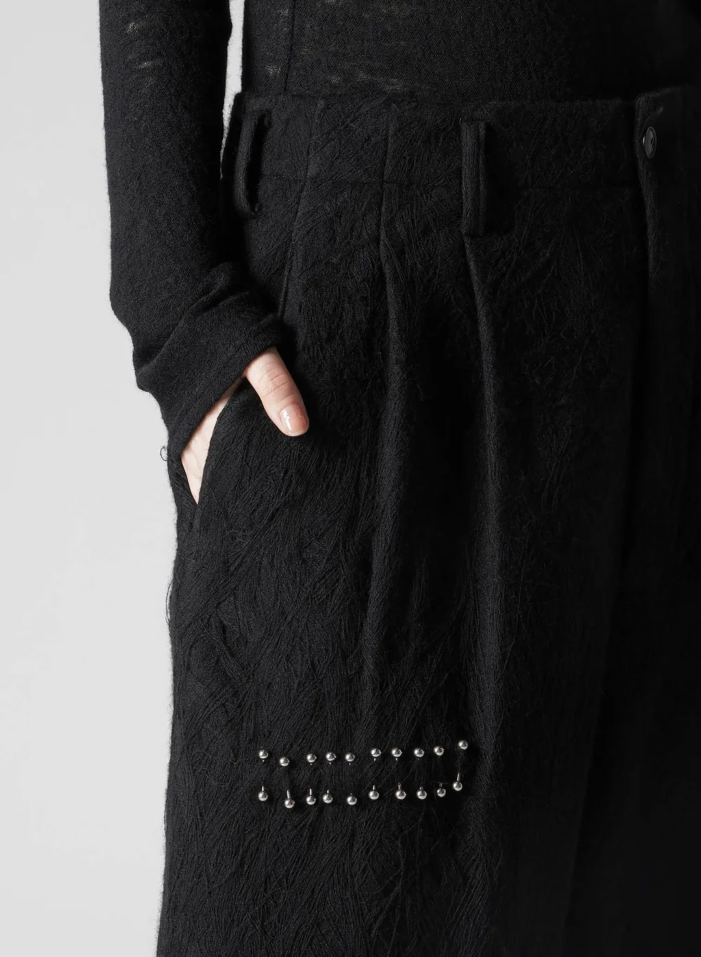 Skein Needle 2 Tucks Pants