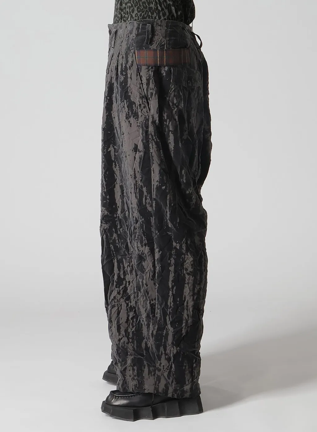 Grunge Velvet Tuck Pants