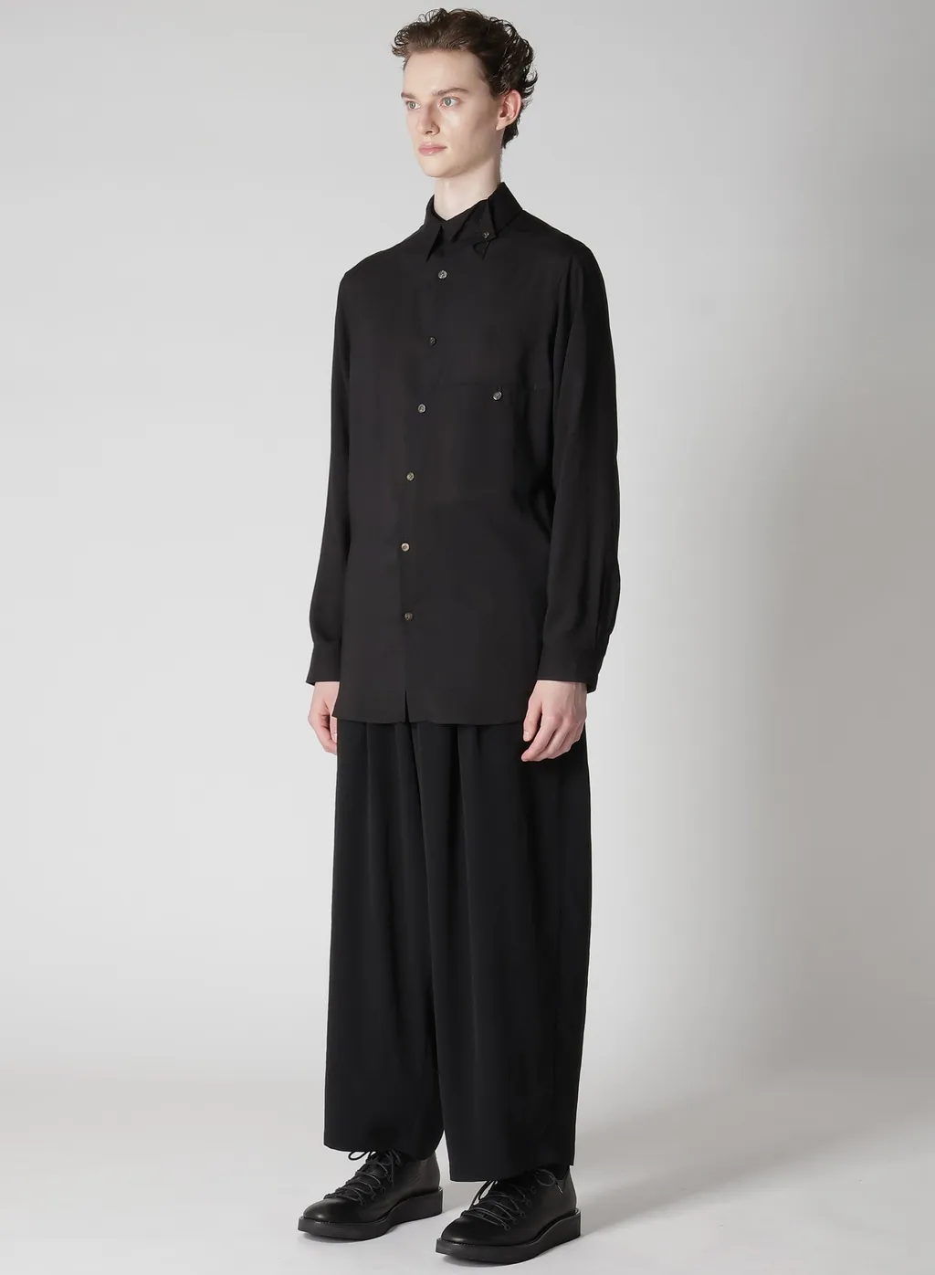 Cellulose Loan Arranged Spare Collar Blouse
