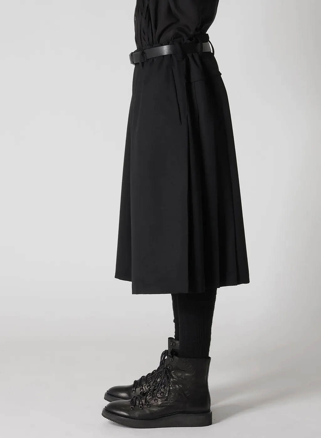 Army Gabardine Pleats Half Pants