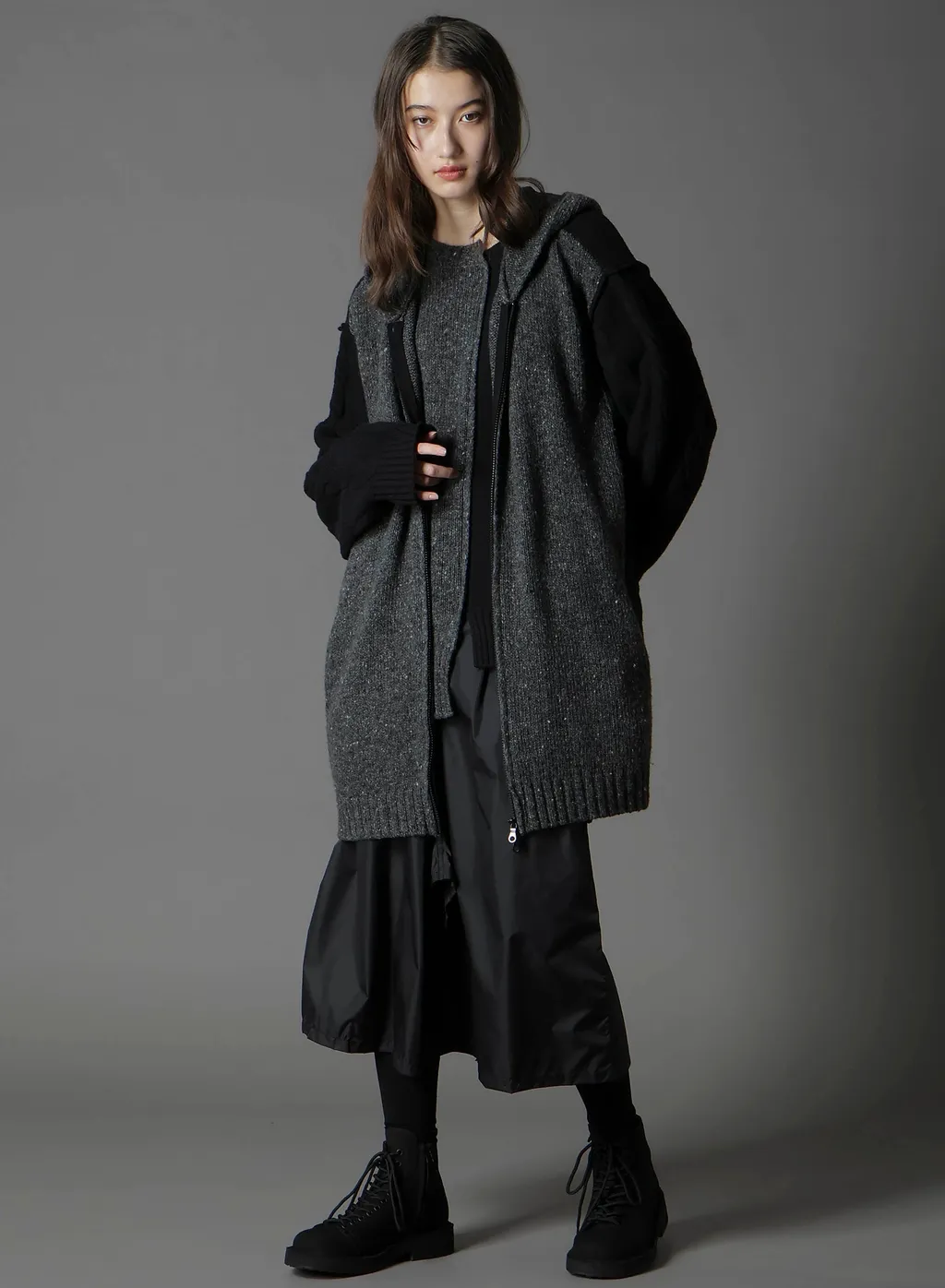 Fine Merino Wool Cable Switch Unbalance Hoodie