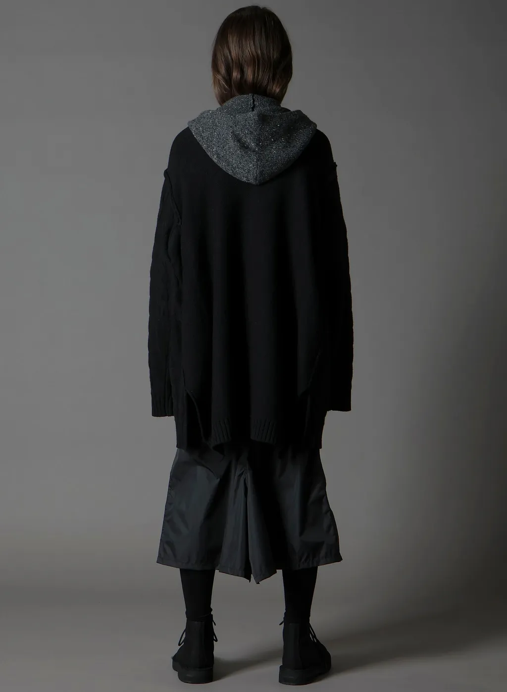 Fine Merino Wool Cable Switch Unbalance Hoodie