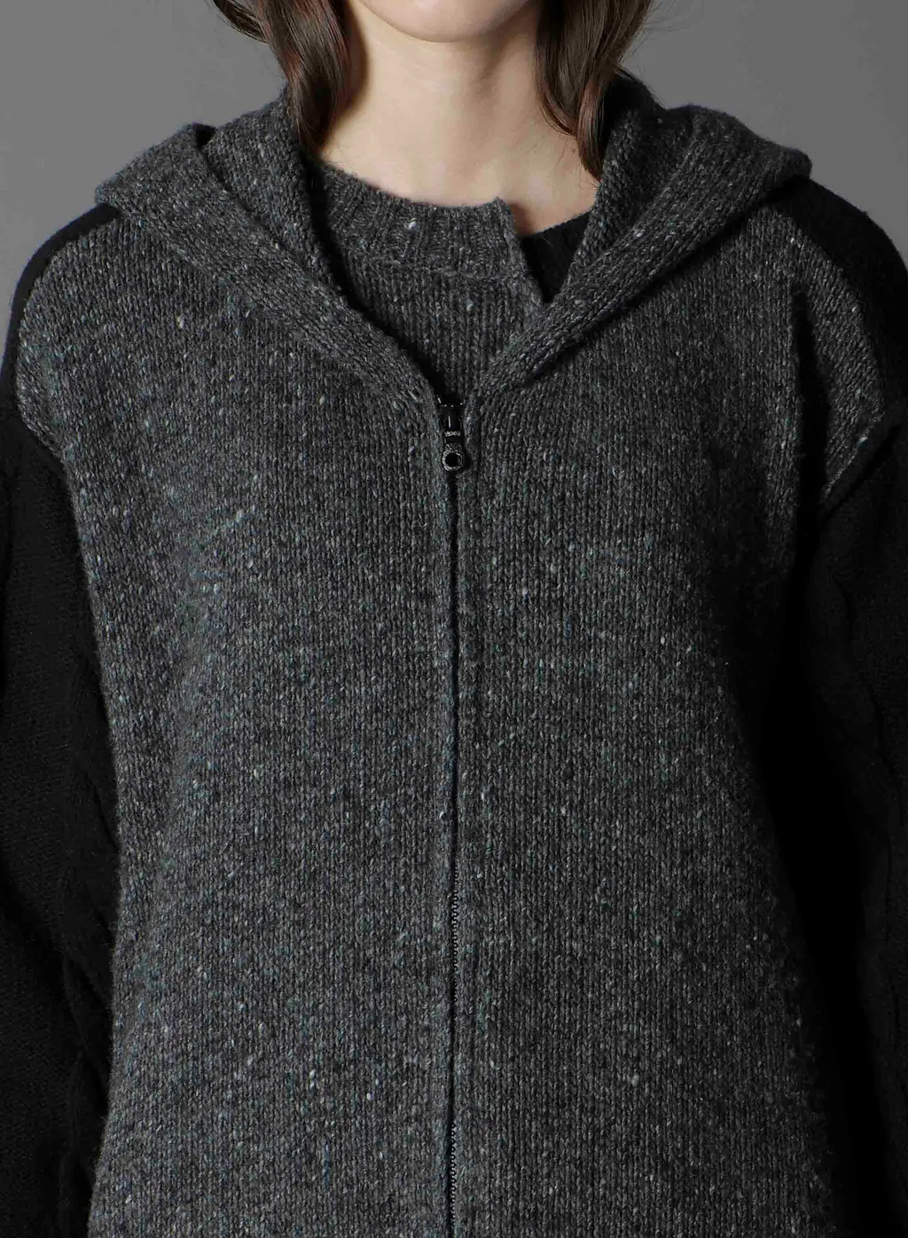 Fine Merino Wool Cable Switch Unbalance Hoodie