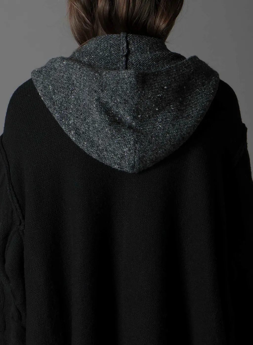 Fine Merino Wool Cable Switch Unbalance Hoodie