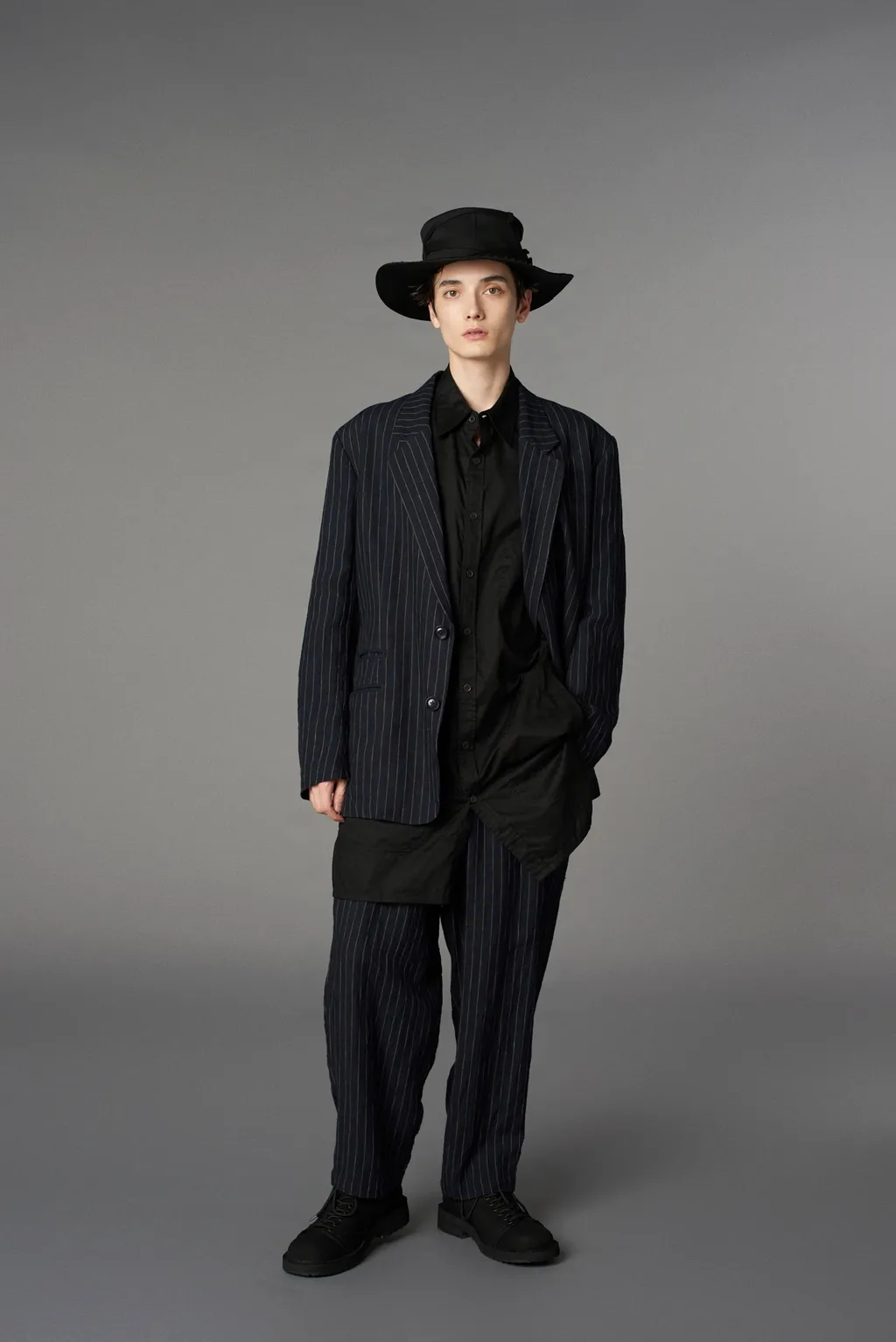 Light Donggoros 2Bs Double-Brimmed Jackets