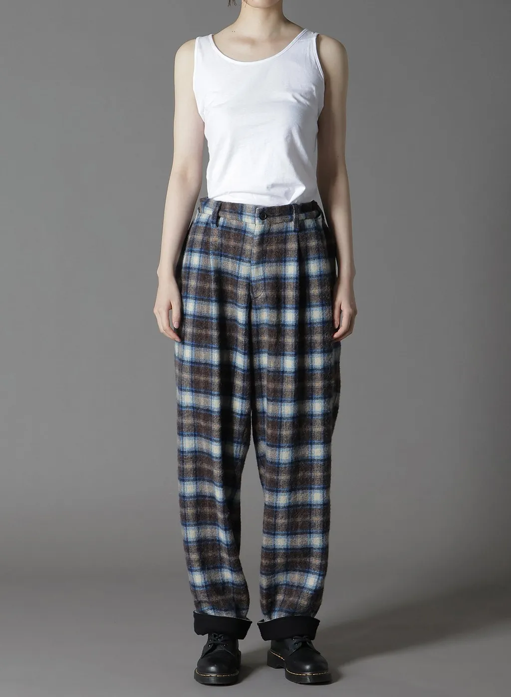 Checked Shaggy Wool Side Cut-Off Pants