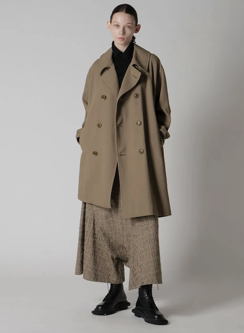 Needle-Punched Asymmetric Flare Pants