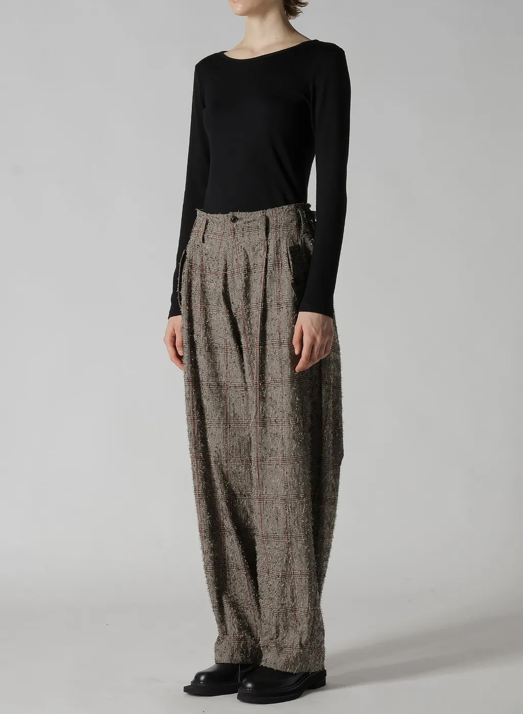 Needle-Punched Double Tuck Wide Pants