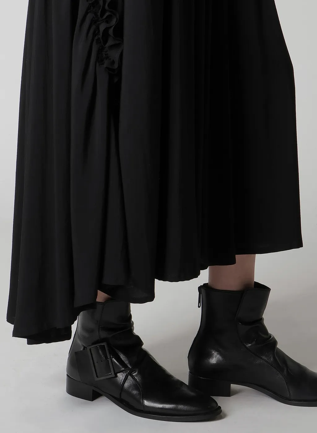 Hard-Twist Serge Frill Gather Skirt