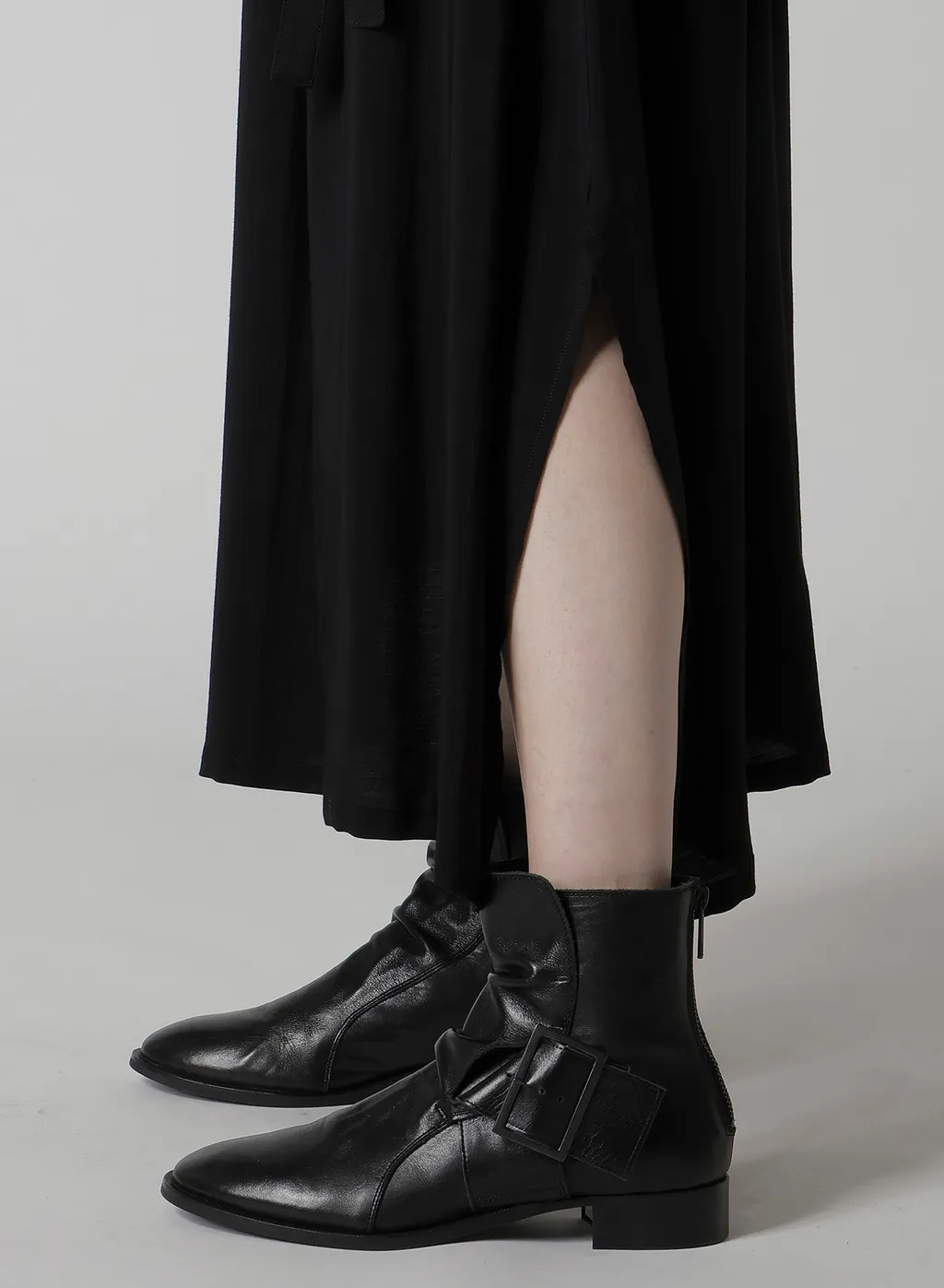 Hard-Twist Serge Asymmtric Gather Skirt