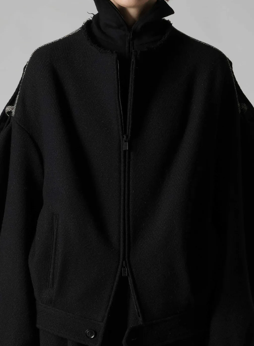 Big Herringbone Collarless Blouson