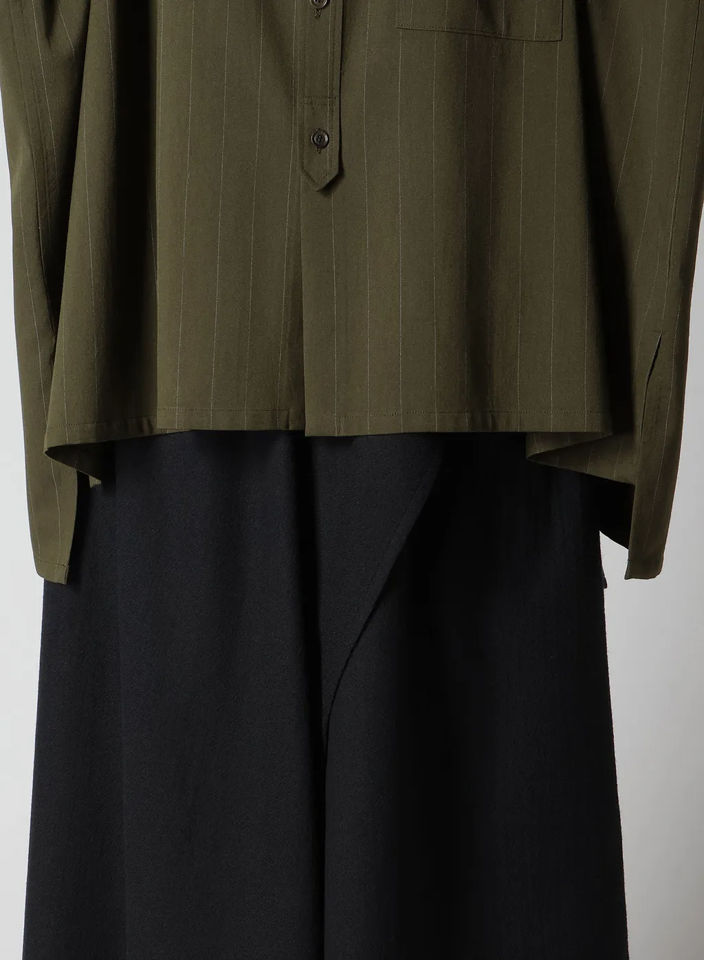 W/Ry Stripe Rolled Sleeve Blouse