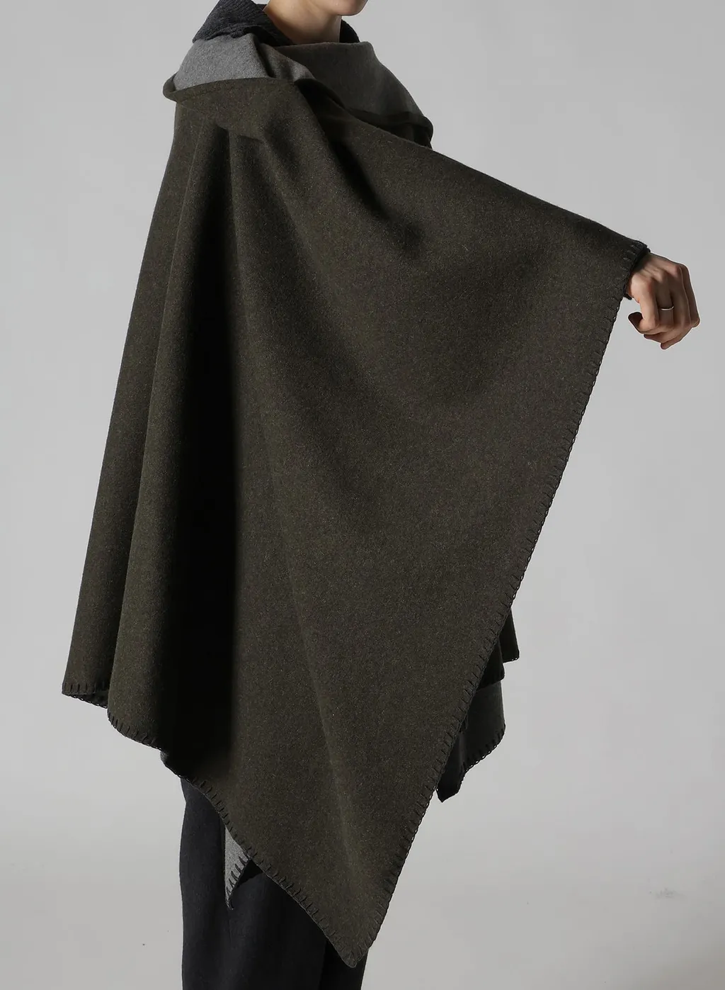 W/Ny Reversible Jersey Asymmeteric Cape