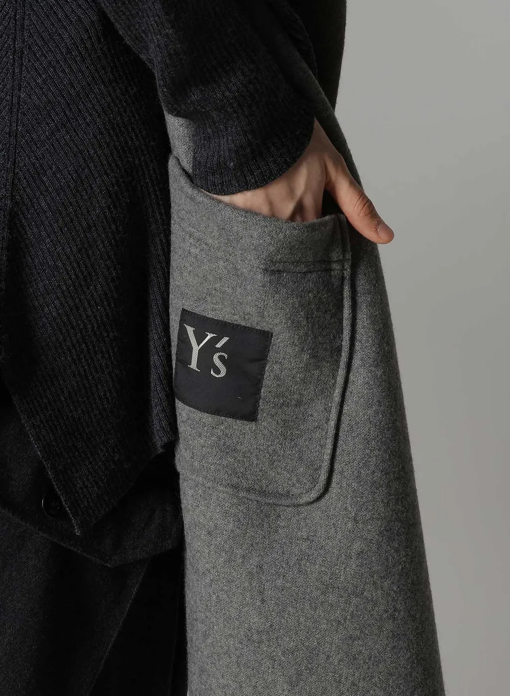 W/Ny Reversible Jersey Asymmeteric Cape