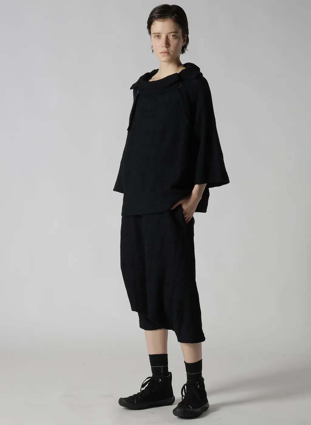 Geometric Sheer Collared Raglan Pullover