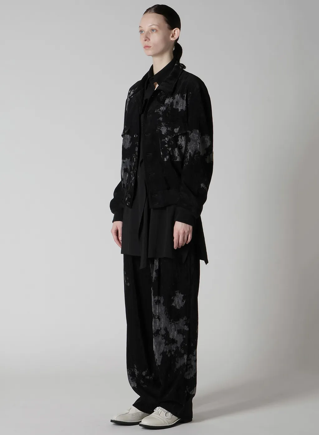 Discharge-Printed Velvet Shirt-Collar Blouson