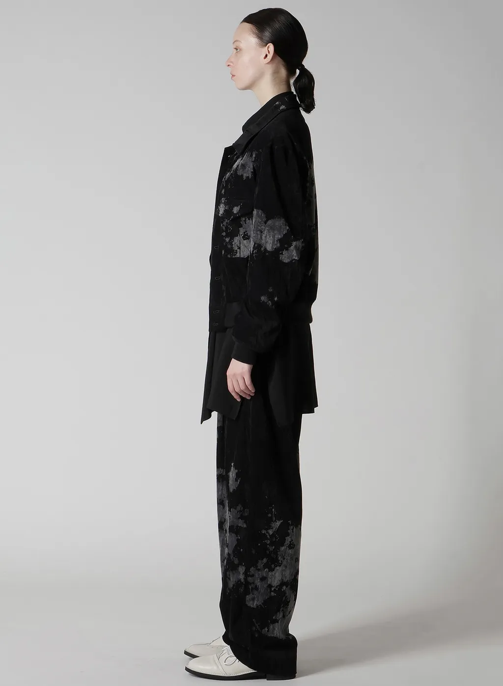 Discharge-Printed Velvet Shirt-Collar Blouson