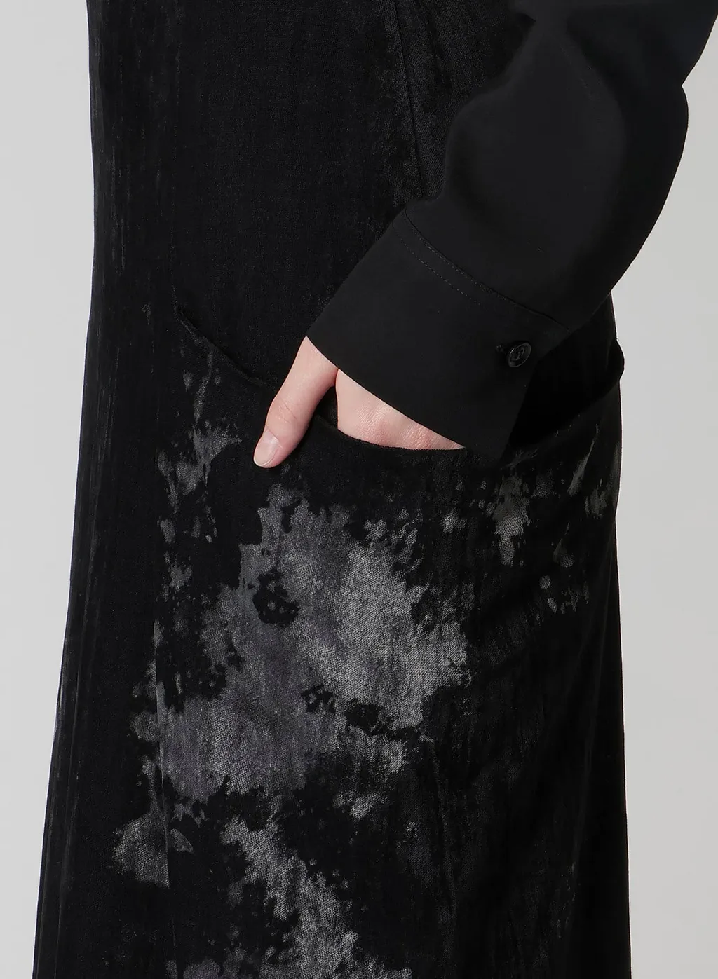 Discharge-Printed Velvet Side Drape Skirt