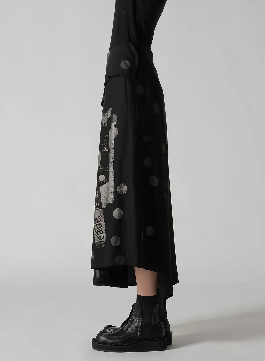 Butterfly-Print Dungaree Twill Asymmetric Long Skirt
