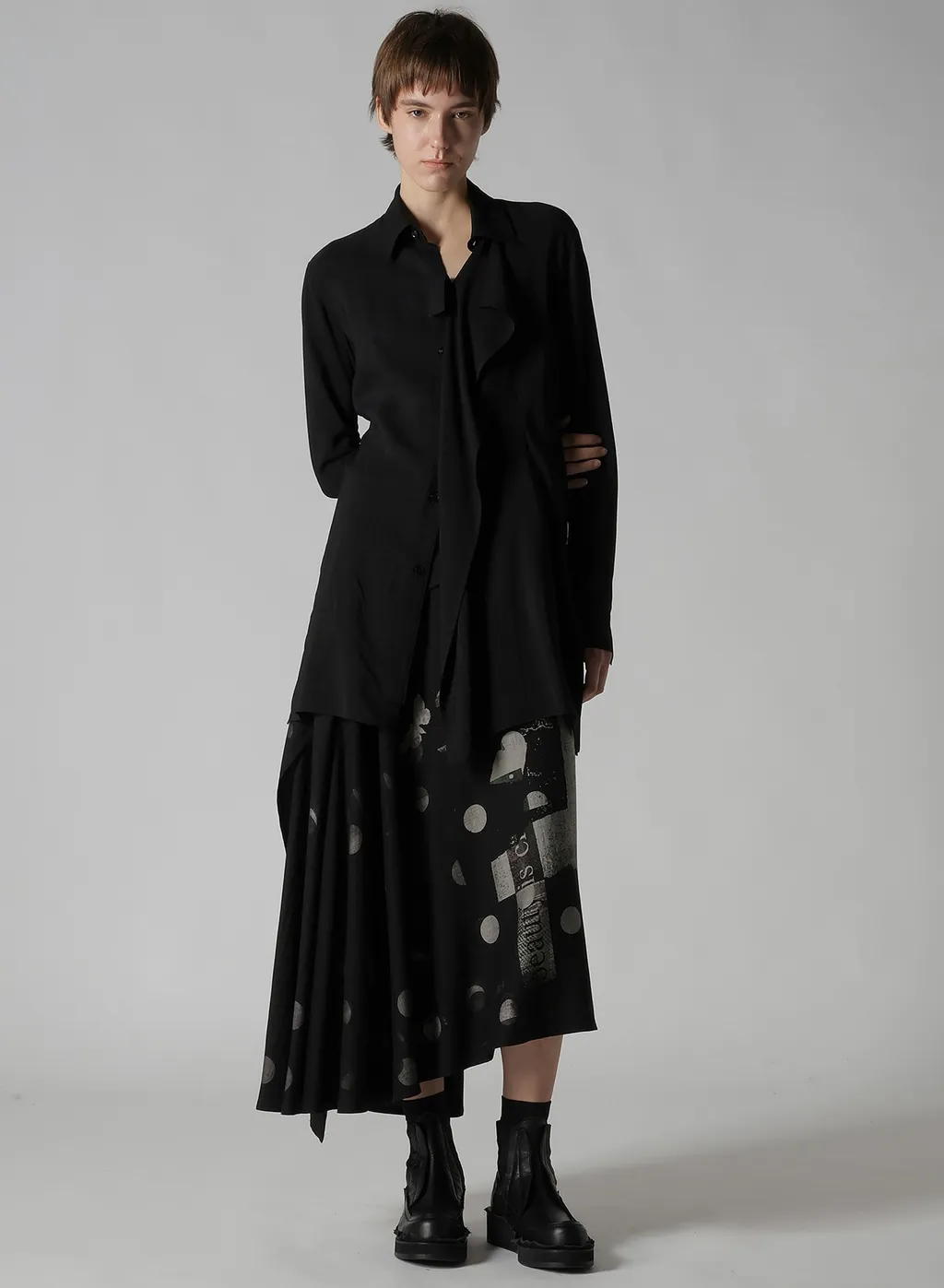 Butterfly-Print Dungaree Twill Asymmetric Long Skirt
